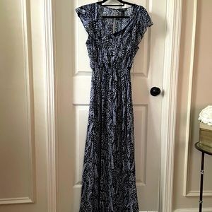 WHITE HOUSE BLACK MARKET LONG SUMMER DRESS